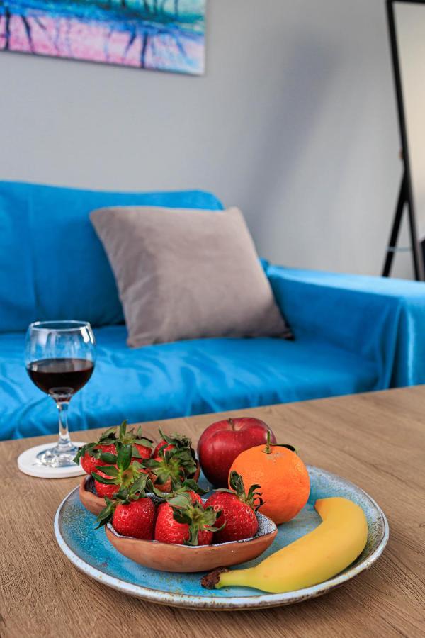 Electra Modern Apartment With Cozy Garden كاندية المظهر الخارجي الصورة